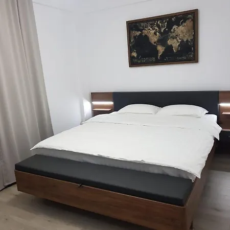 Grey Apartment Năvodari